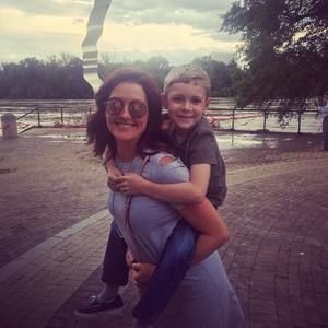 Meet your Posher, Stephanie